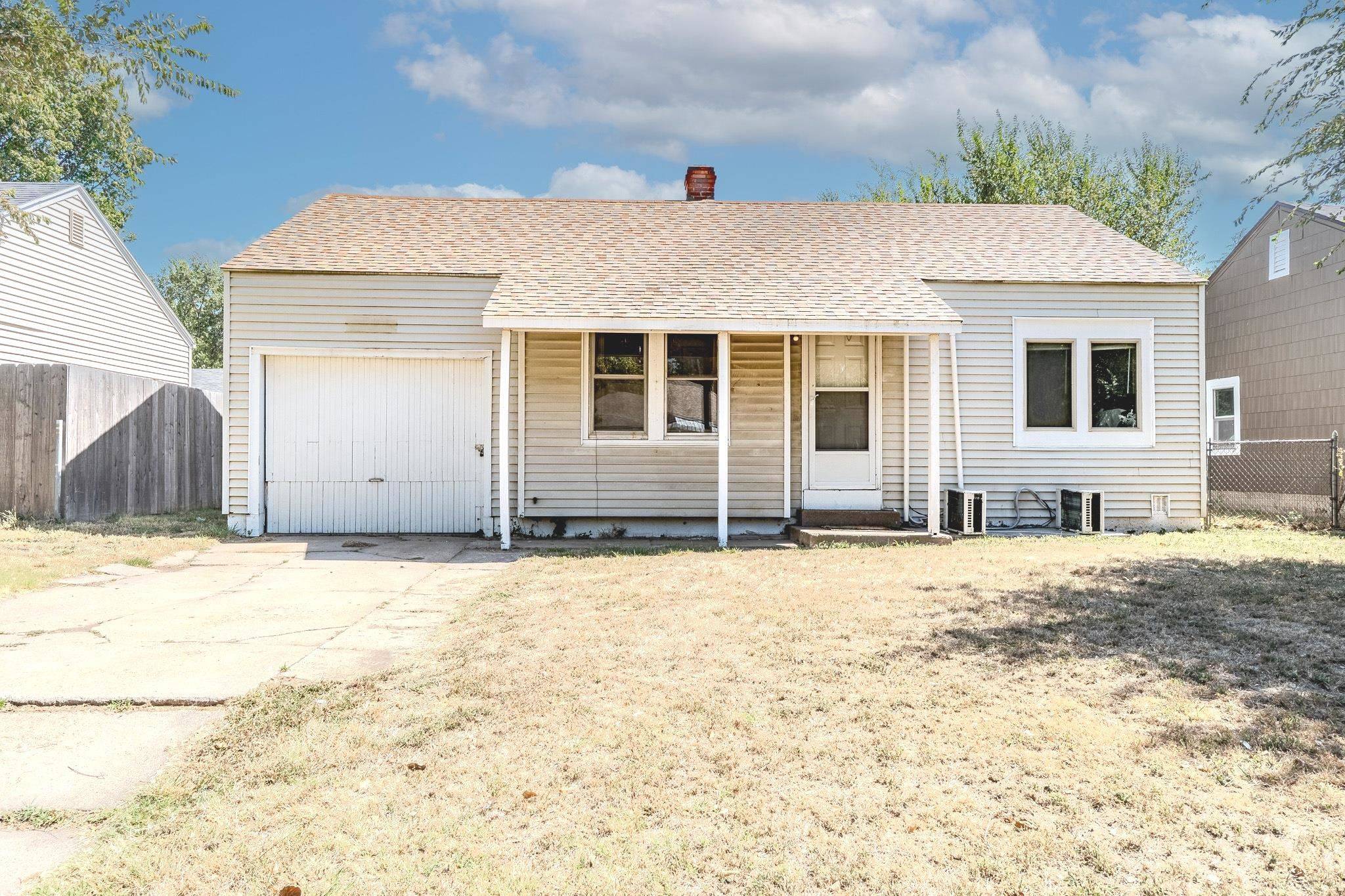 2334 S Ida, Wichita, KS 67211