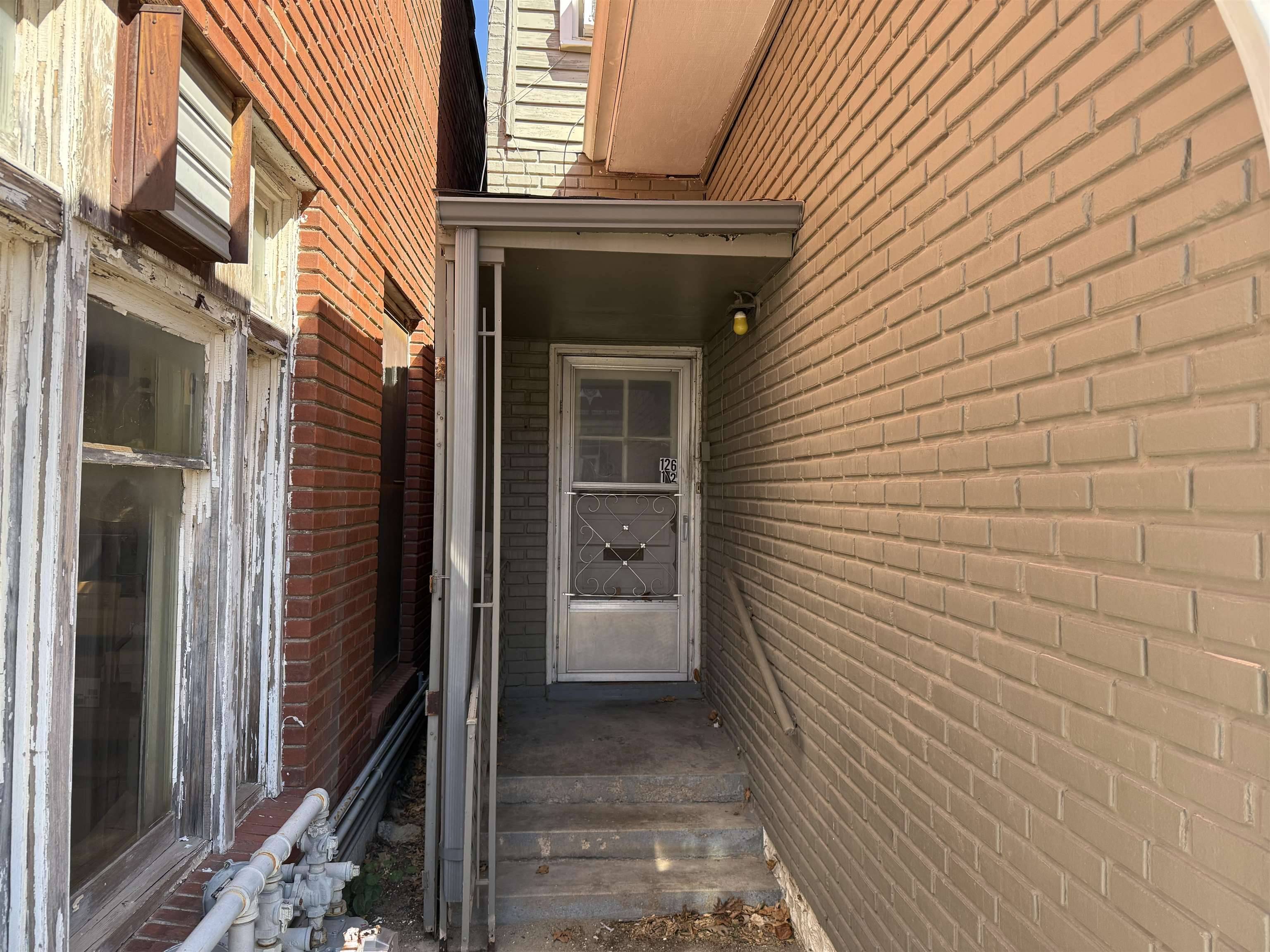 126 S Gordy St, El Dorado, KS 67042