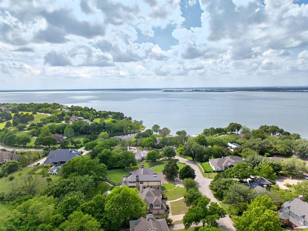 137 Shepherds Glen Road, Heath, TX 75032