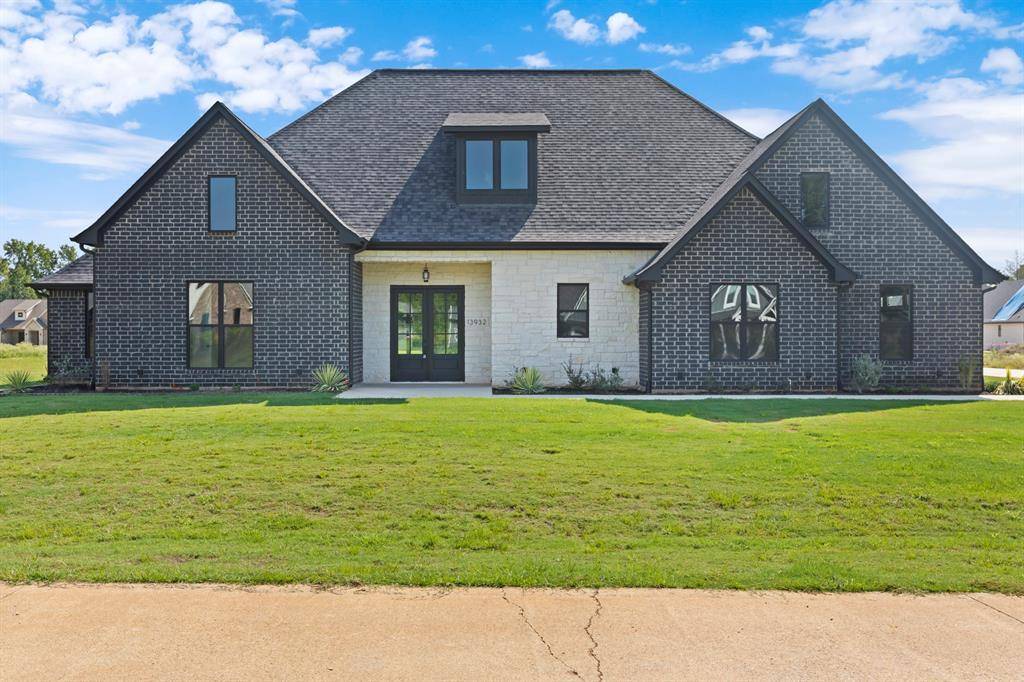 13932 Cedar Vista Lane, Tyler, TX 75704