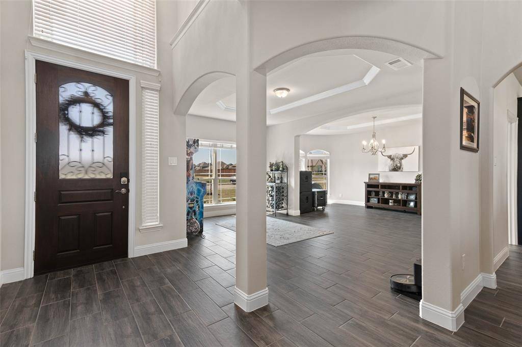 800 Beckington Drive, Shady Shores, TX 76208