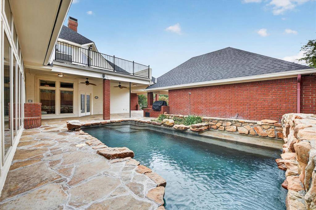 5811 Scenic Bay Court, Arlington, TX 76013