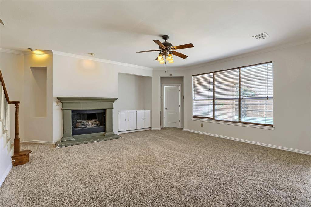 2066 Fair Oaks Circle, Corinth, TX 76210