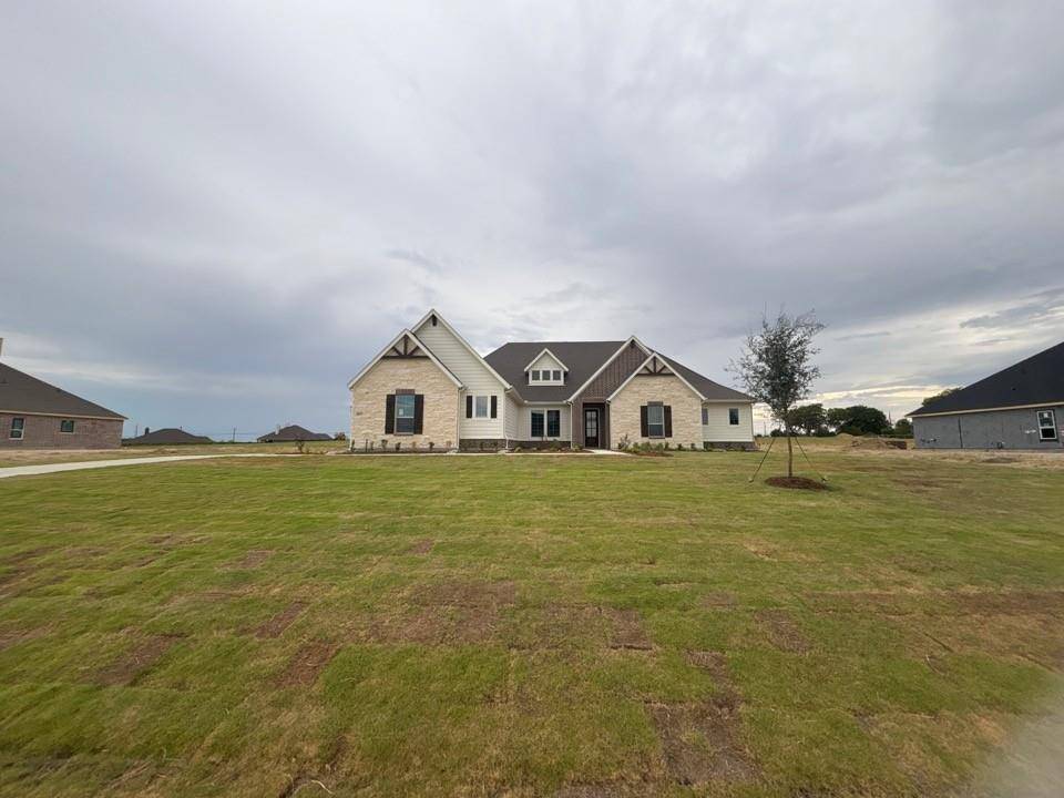 802 Westover Drive, Van Alstyne, TX 75495