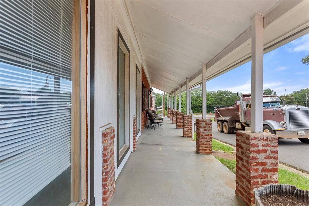 110 Church Street, Winona, TX 75792