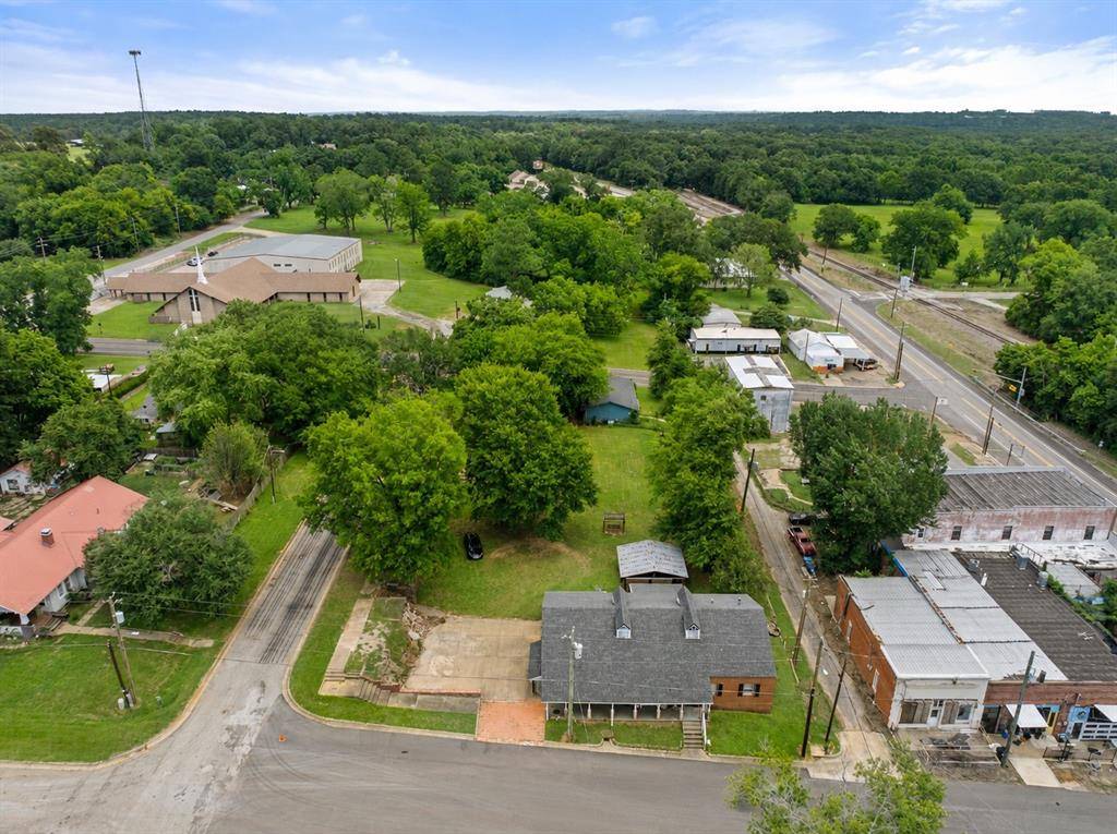 110 Church Street, Winona, TX 75792