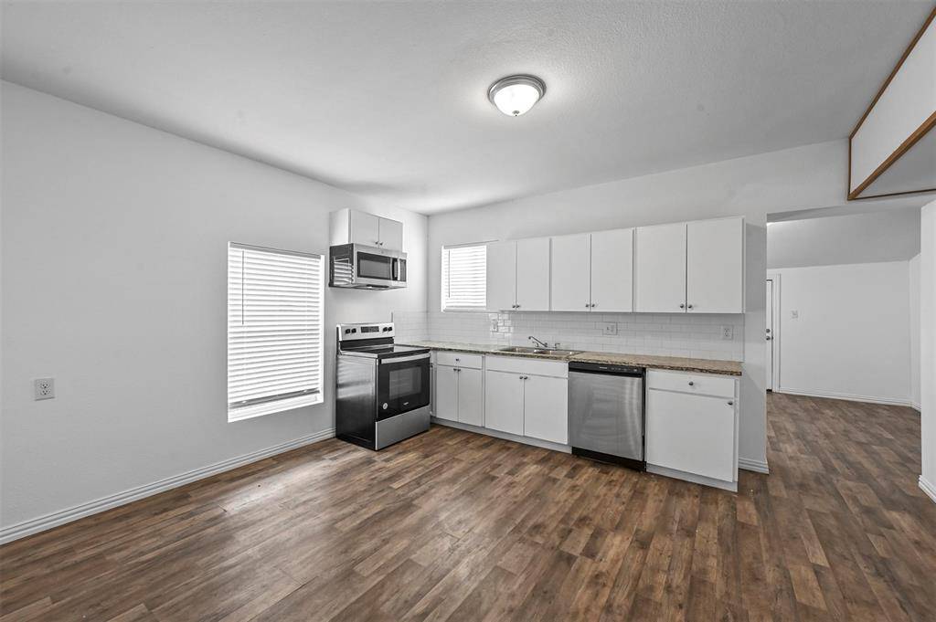 708 W Day Street, Denison, TX 75020