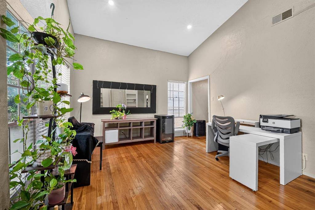 10437 High Hollows Drive #220, Dallas, TX 75230