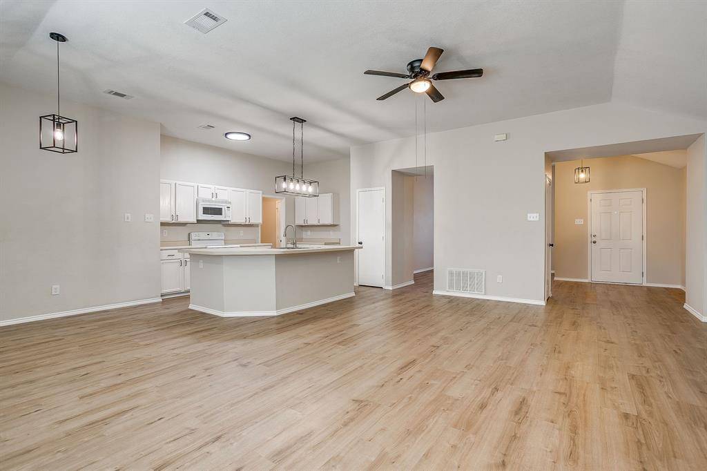 3532 Bandera Ranch Road, Fort Worth, TX 76262