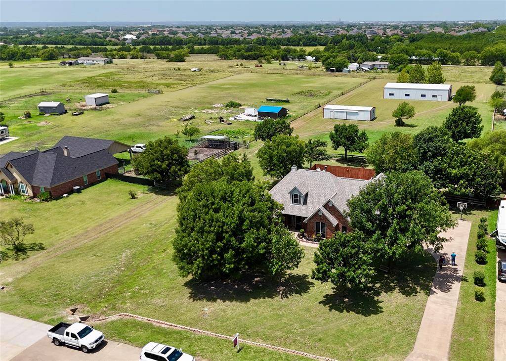 7830 Mavis Avenue, Waxahachie, TX 75167