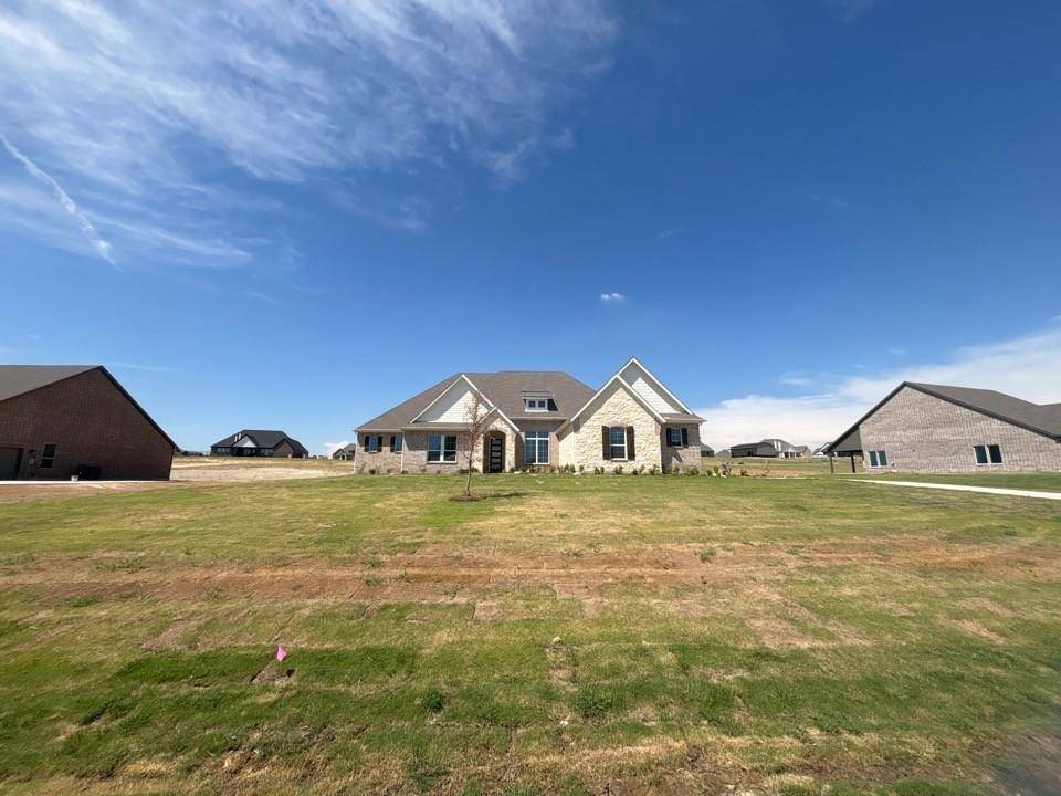 705 Water Side Drive, Van Alstyne, TX 75495