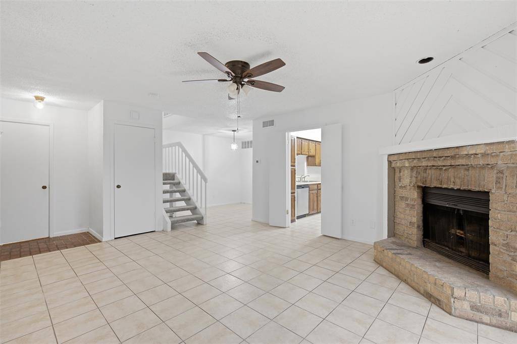 14800 Enterprise Drive #22D, Farmers Branch, TX 75234