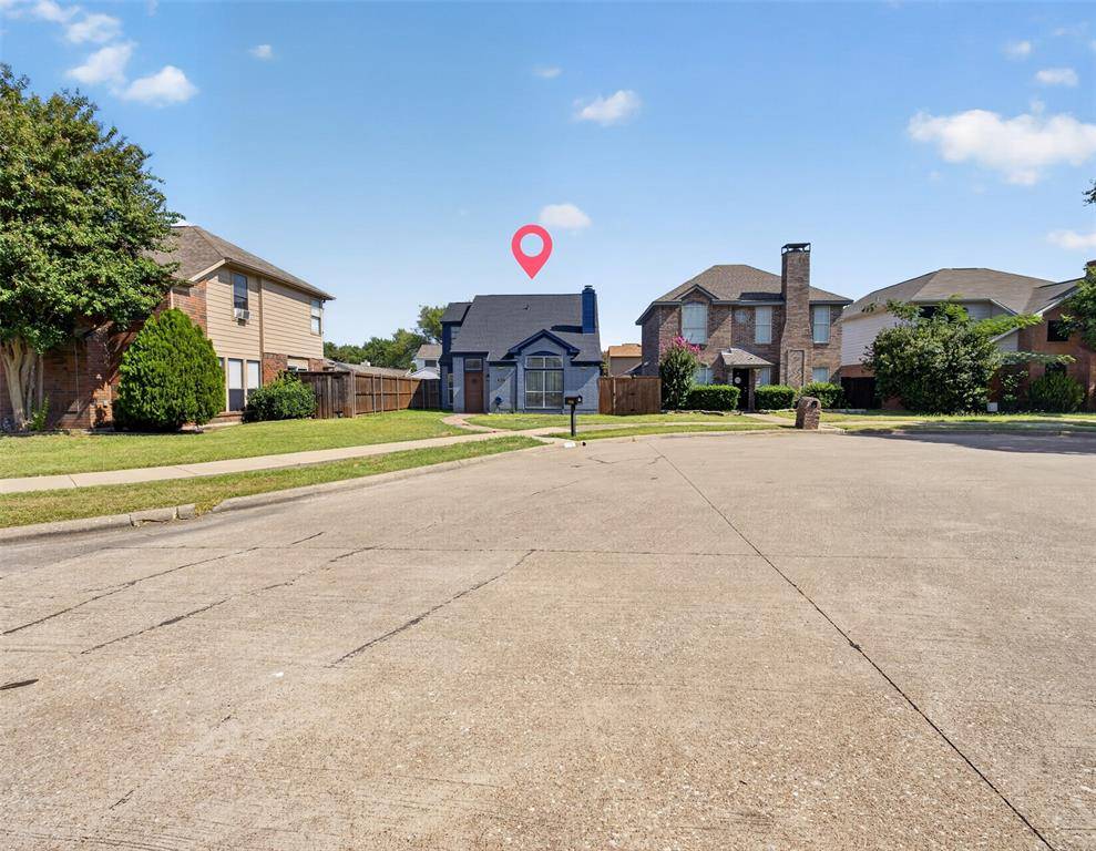1925 Pinecrest Drive, Carrollton, TX 75010