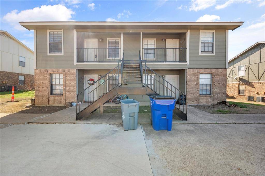 606 Kings Way Drive #C, Mansfield, TX 76063