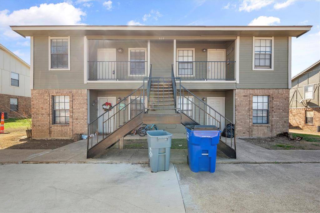 606 Kings Way Drive #C, Mansfield, TX 76063
