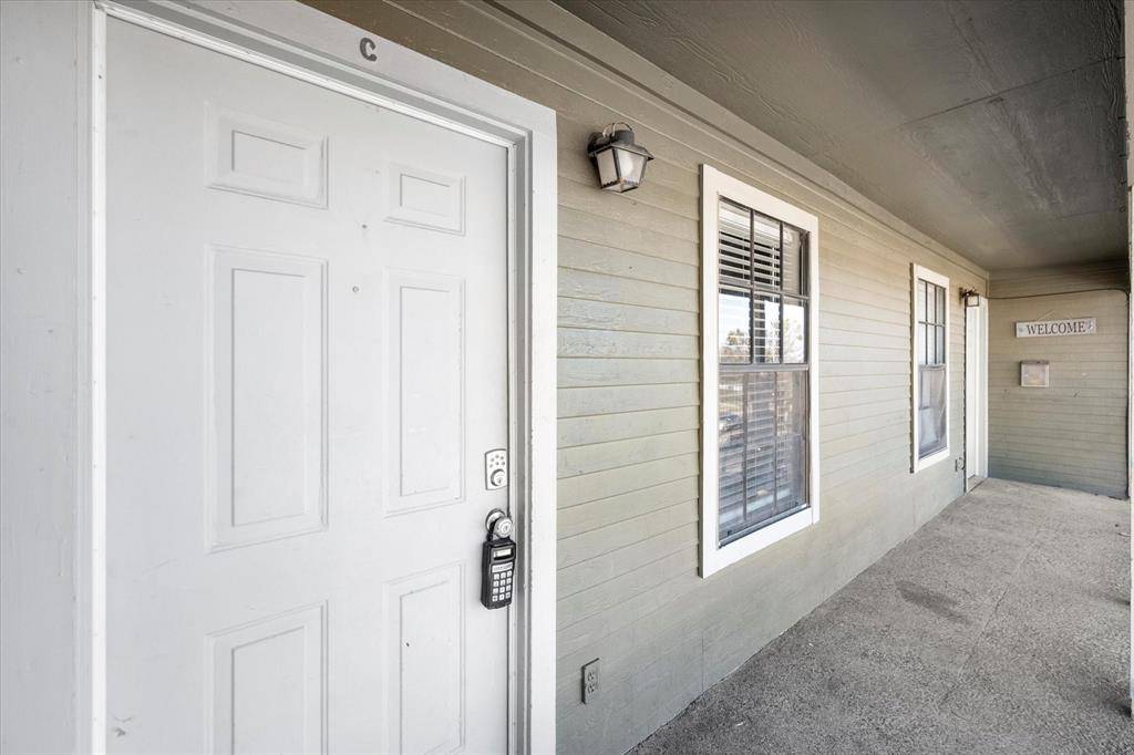 606 Kings Way Drive #C, Mansfield, TX 76063