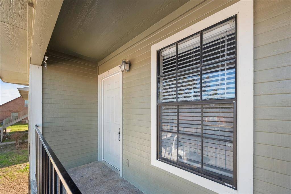 606 Kings Way Drive #C, Mansfield, TX 76063