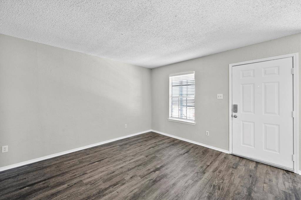 606 Kings Way Drive #C, Mansfield, TX 76063