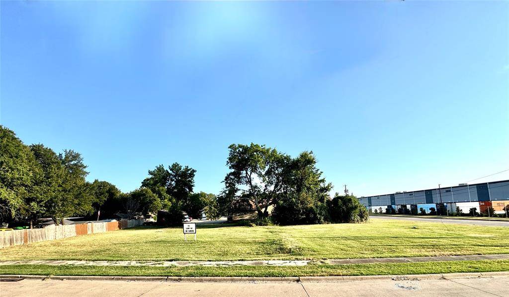 3734 Bayside Drive, Dallas, TX 75212