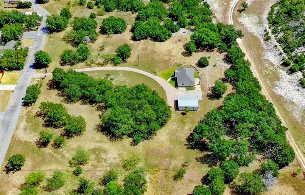 1110 W 23rd Street, Clifton, TX 76634