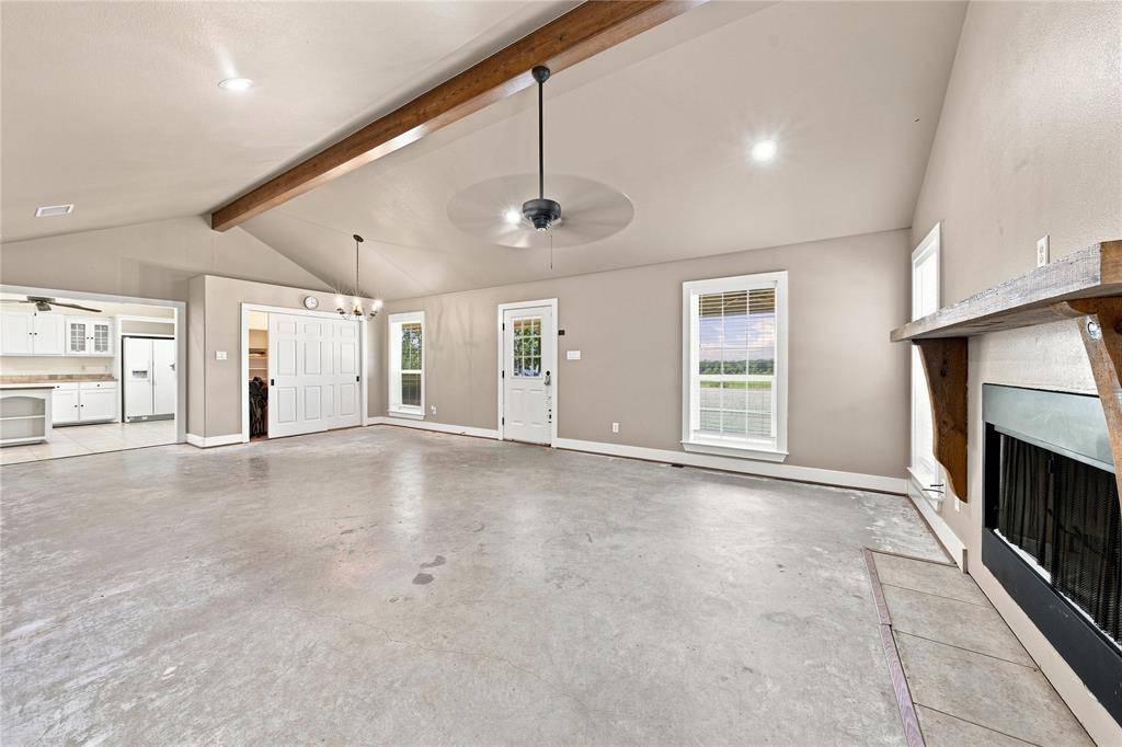 8418 County Road 3613, Murchison, TX 75778