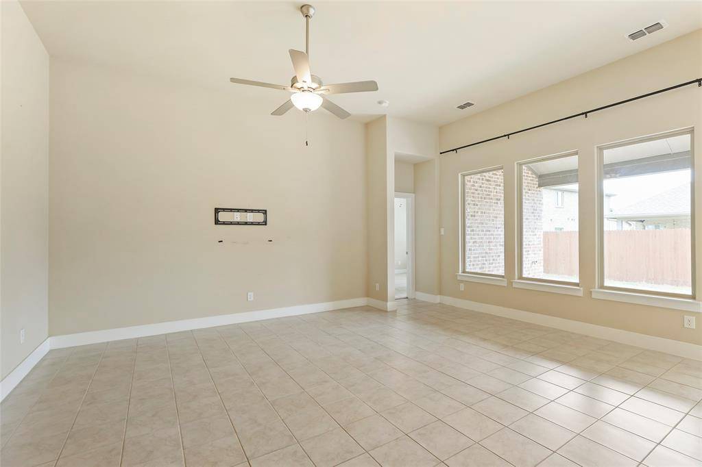 1865 Arbor Drive, Forney, TX 75126