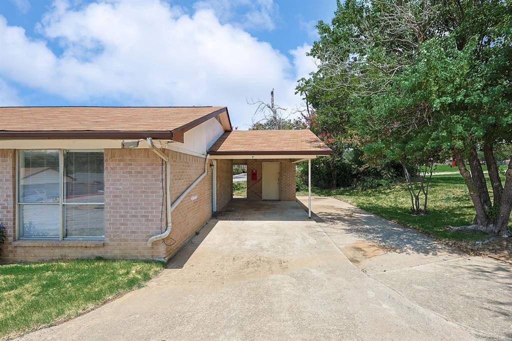 2637 W Randol Mill Road #2639-B, Arlington, TX 76012