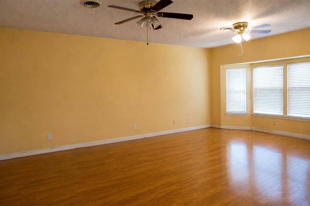 5012 Wateka Drive, Dallas, TX 75209