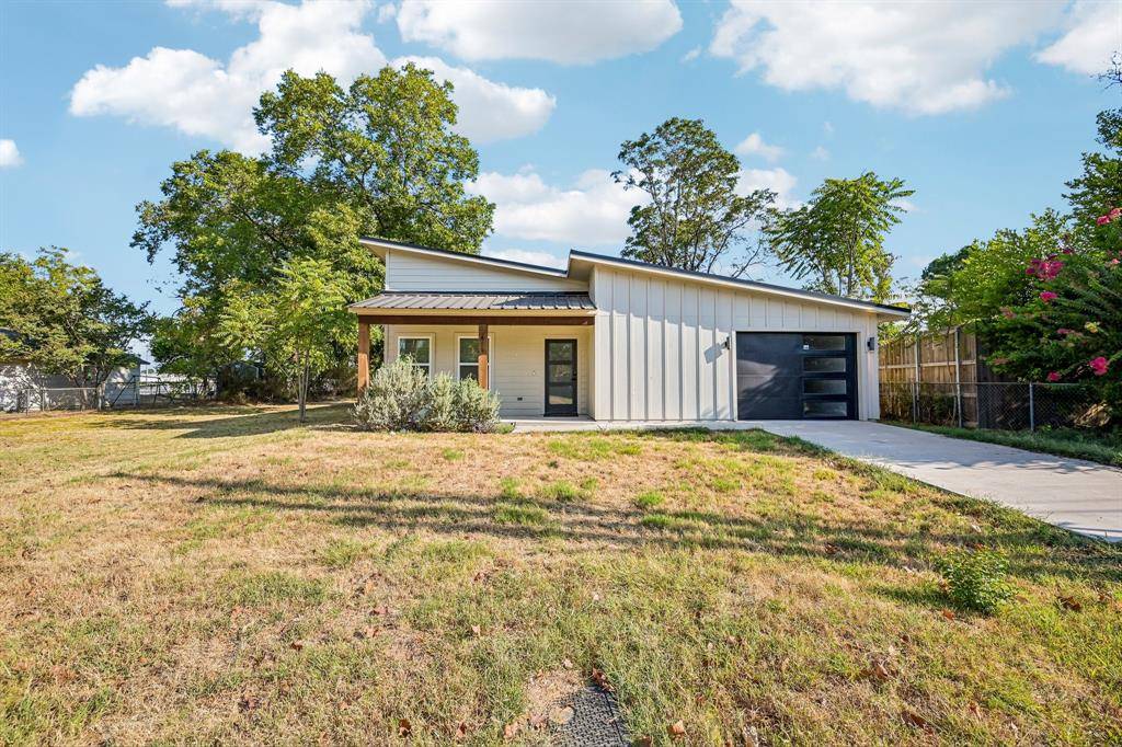 613 W Florence Street, Denison, TX 75020