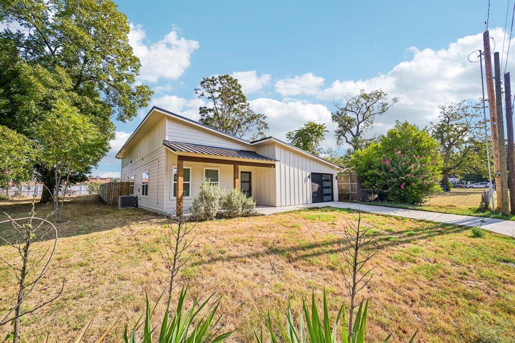 613 W Florence Street, Denison, TX 75020