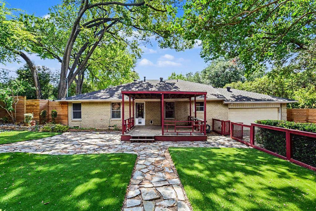 10035 Woodgrove Drive, Dallas, TX 75218