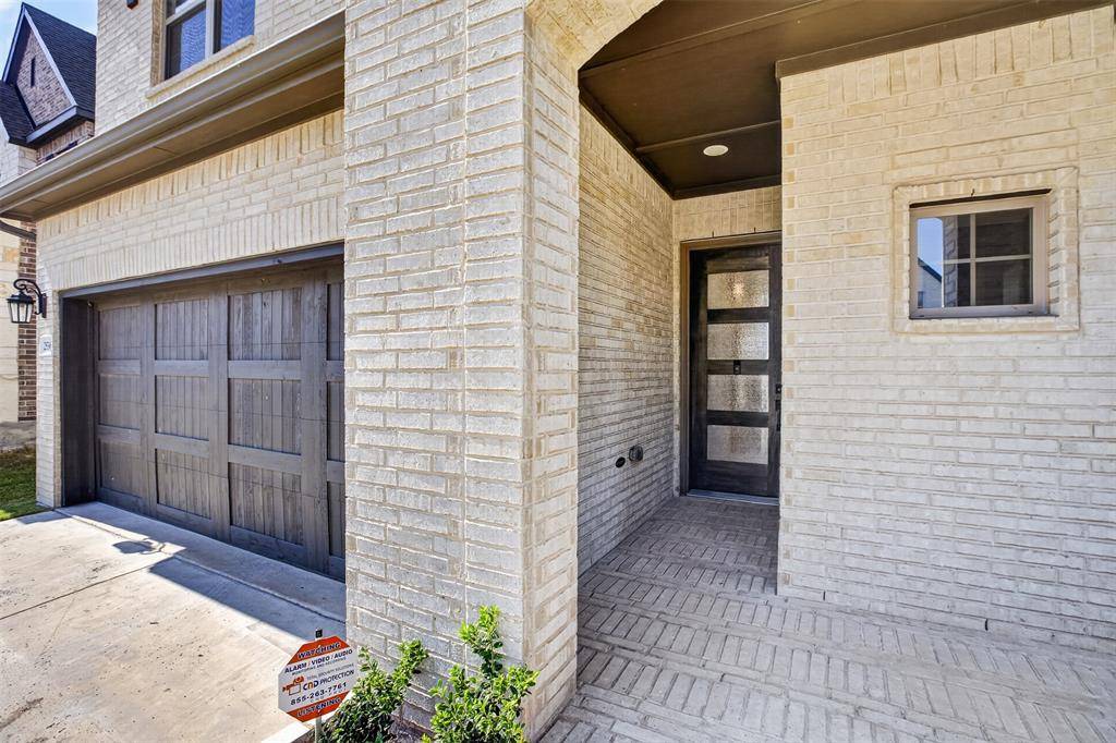 2536 Four Roses Drive, Lewisville, TX 75056