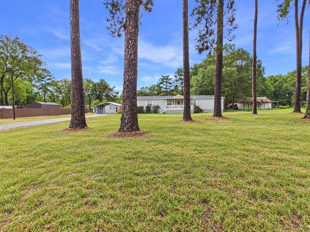 21104 Easy Street, Chandler, TX 75758