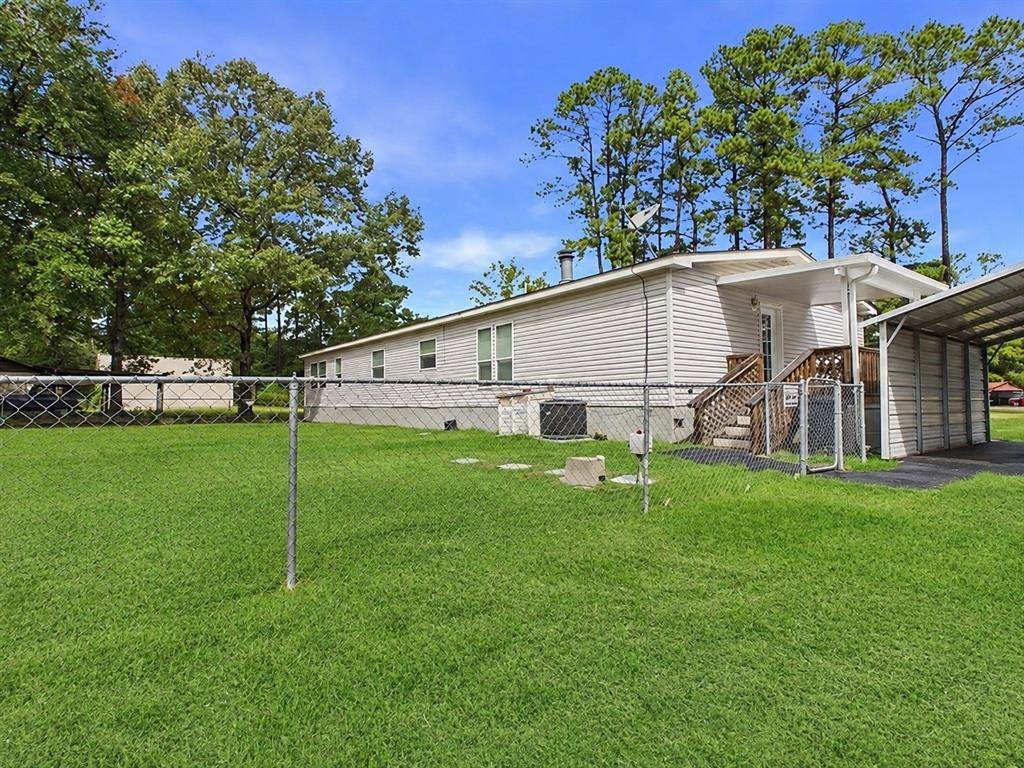 21104 Easy Street, Chandler, TX 75758