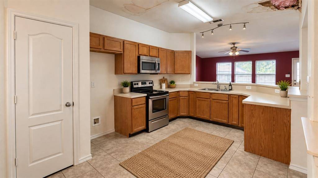 613 Redwing Drive, Saginaw, TX 76131
