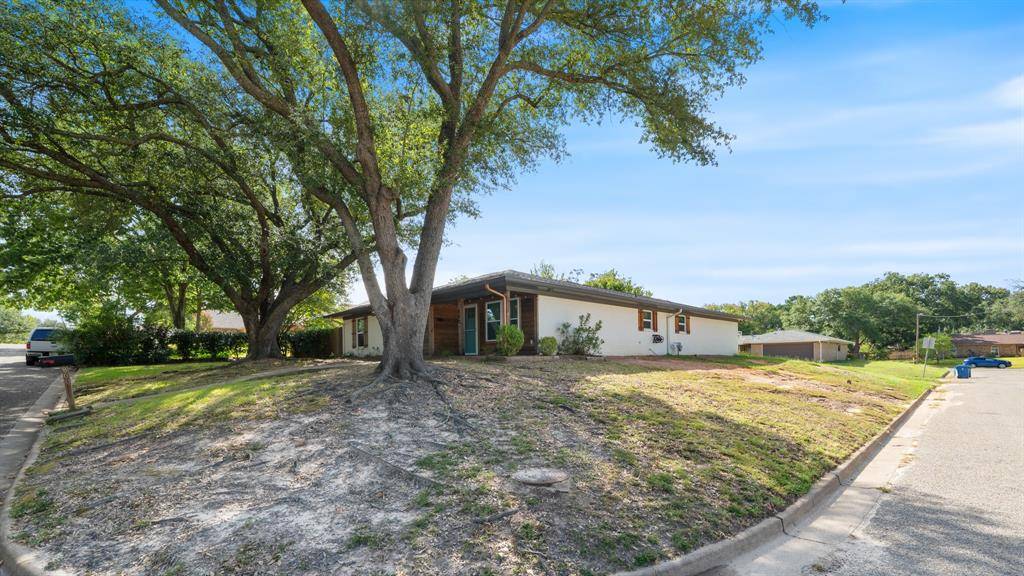 800 Angie Lane, Athens, TX 75751