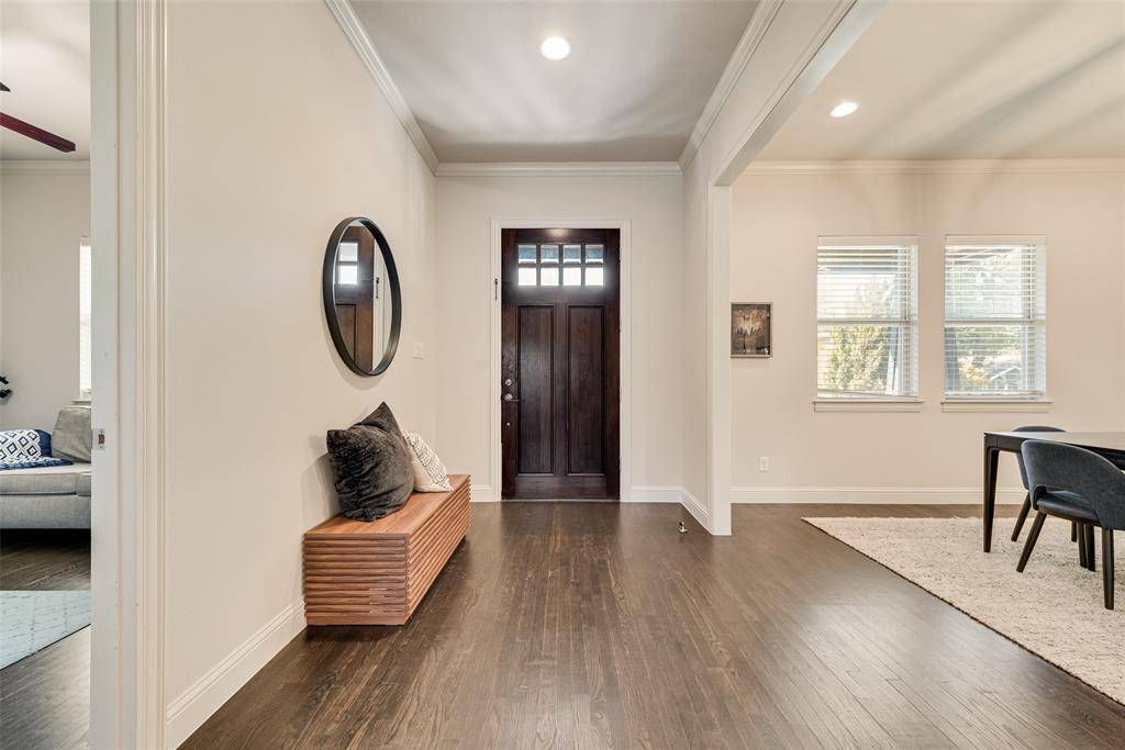 5459 Richmond Avenue, Dallas, TX 75206