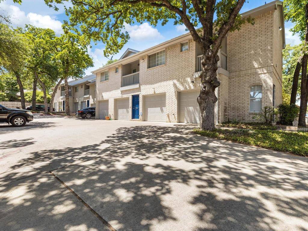 1501 Cedar Elm Drive #102, Euless, TX 76039
