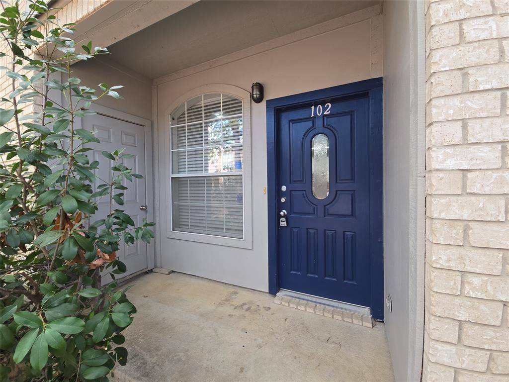 1501 Cedar Elm Drive #102, Euless, TX 76039