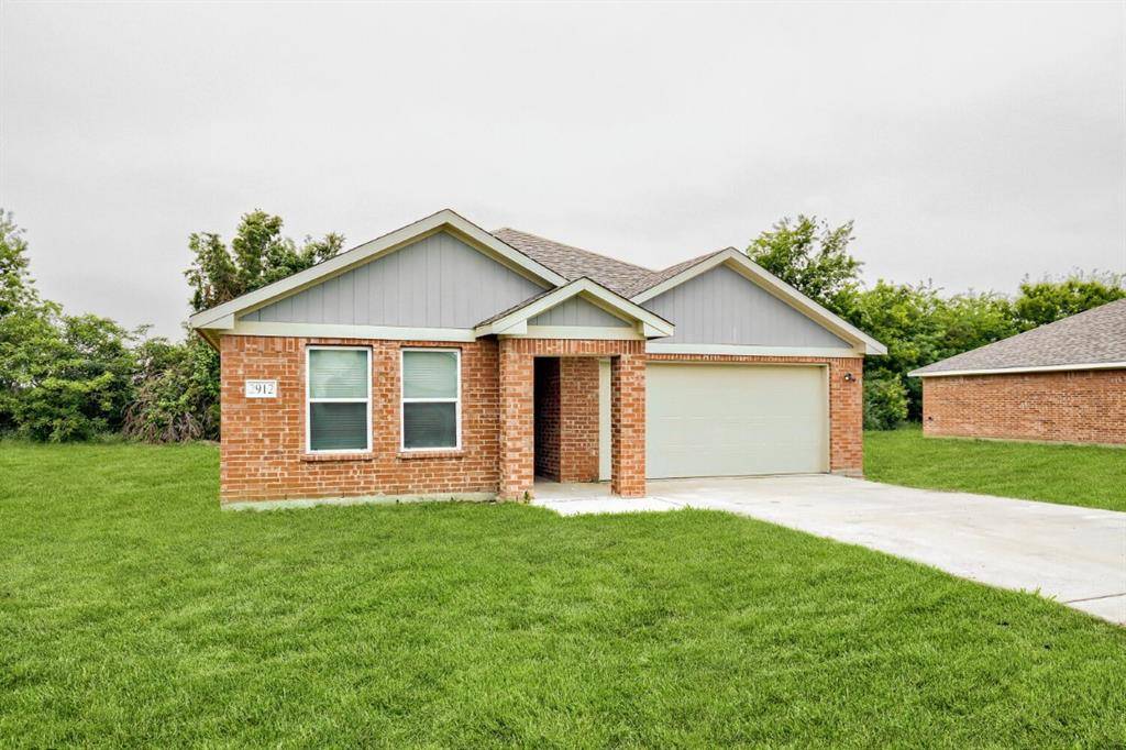 2912 Emma Lane, Mabank, TX 75147