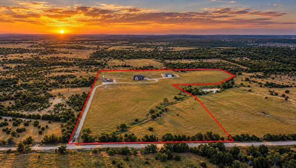 417 County Road 60, Gatesville, TX 76528