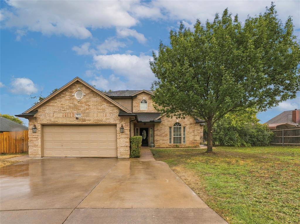 803 N State Street, Decatur, TX 76234