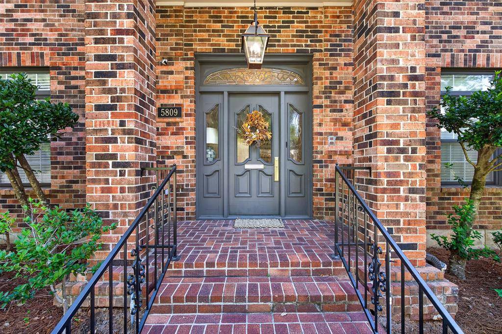 5809 Fairfield Avenue, Shreveport, LA 71106