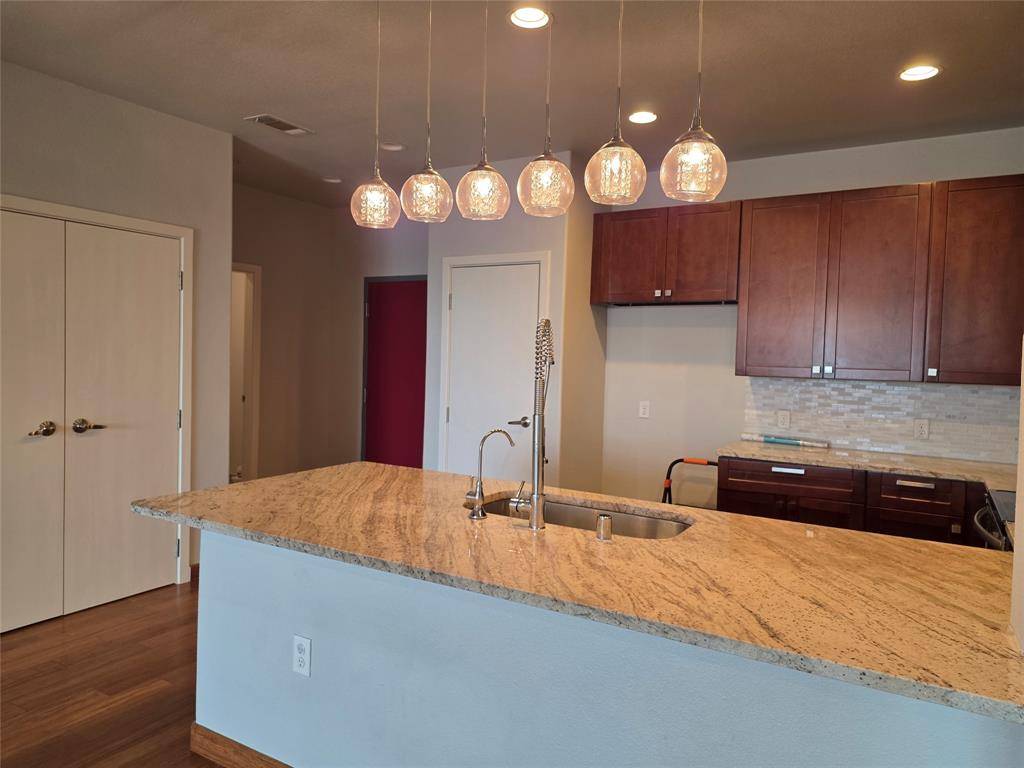 1220 W Trinity Mills Road #4002, Carrollton, TX 75006