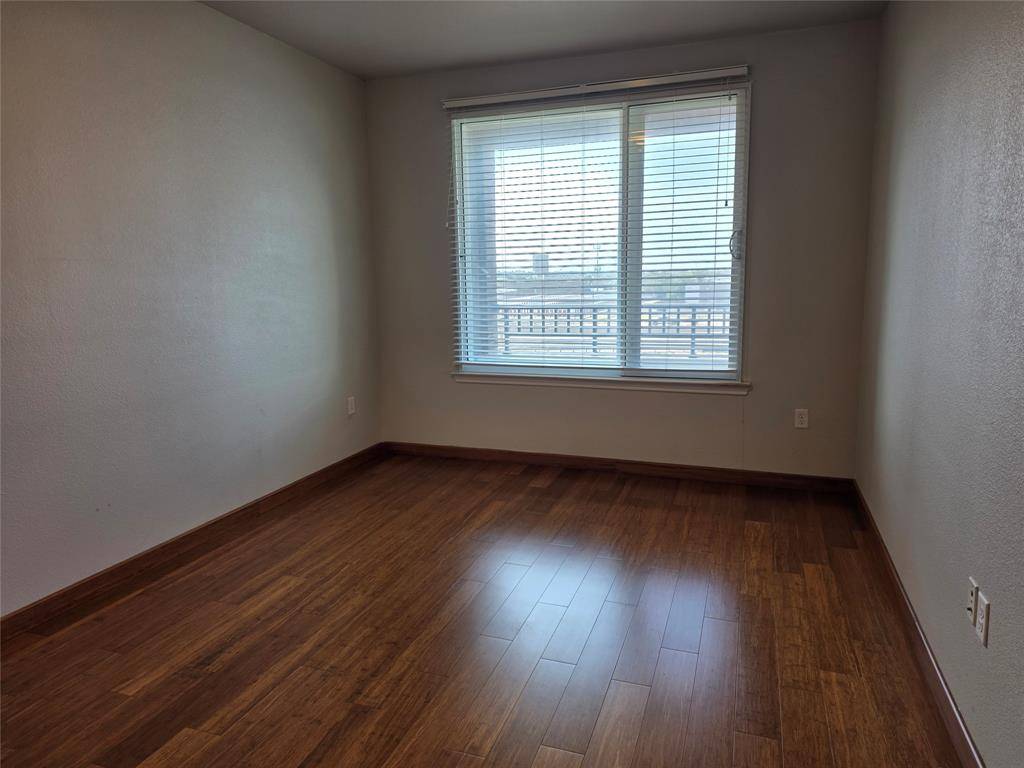 1220 W Trinity Mills Road #4002, Carrollton, TX 75006