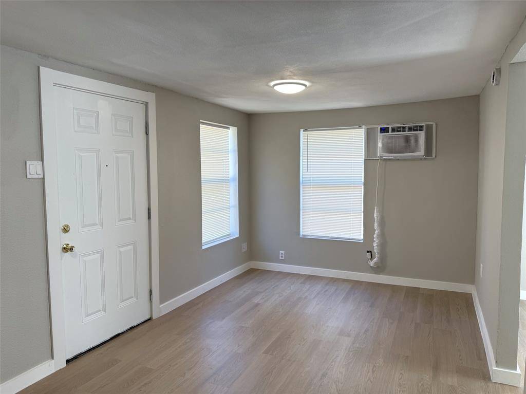 1603.5 Mccormick Street, Denton, TX 76205