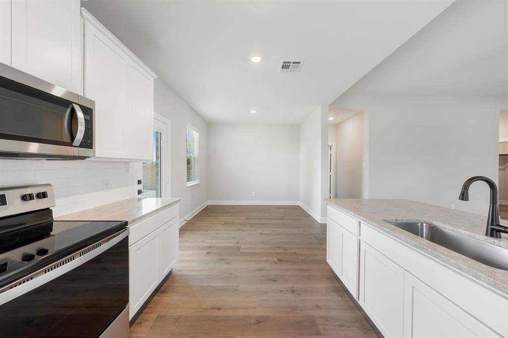 1017 Holly Drive, Hutchins, TX 75141