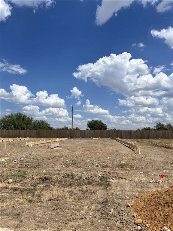 7837 White Spruce Lane, Fort Worth, TX 76123