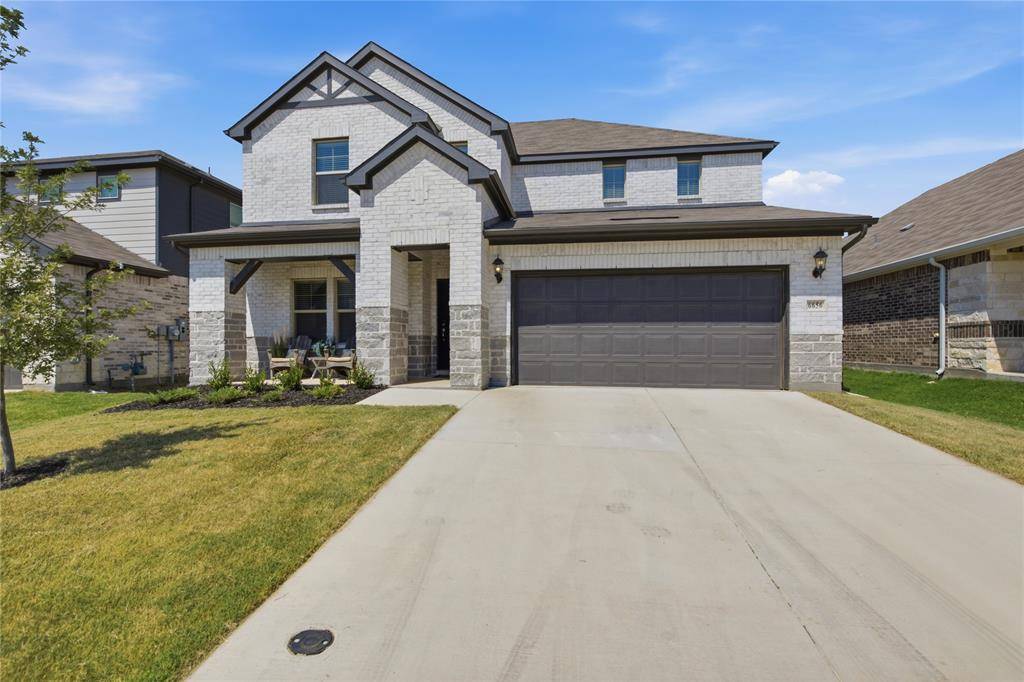 6656 Denim Drive, Fort Worth, TX 76036