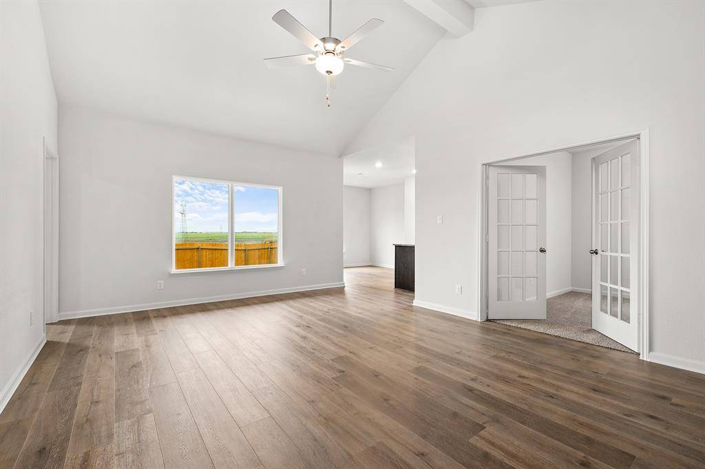 109 Thomas Paine Drive, Venus, TX 76084